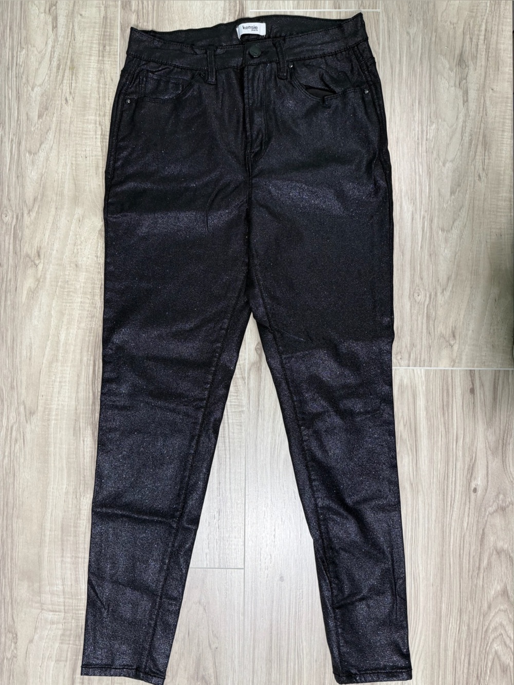NWOT Kensie Women's Black Shimmer Skinny Jeans